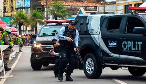 Trio suspeito por tráfico de drogas é preso na Ponta Verde