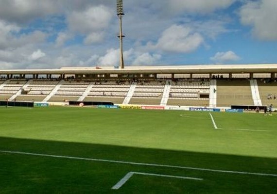Clássico entre CSA e CRB no domingo é transferido para o Estádio Rei Pelé