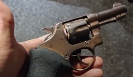 Homem é preso em flagrante por porte ilegal de arma na Pajuçara