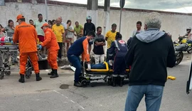 Colisão entre motocicletas deixa dois feridos em cruzamento movimentado de Arapiraca