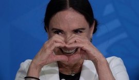 Regina Duarte sonda amigos e autores para voltar à Globo