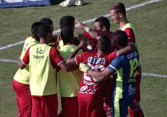 Náutico goleia Tupi e leva decisão do acesso para a última rodada