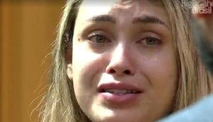 Jogo virou? Após retorno de Carla Diaz, Sarah entra em desespero e vai às lágrimas