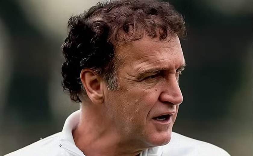 Santos anuncia a contratação do técnico Cuca