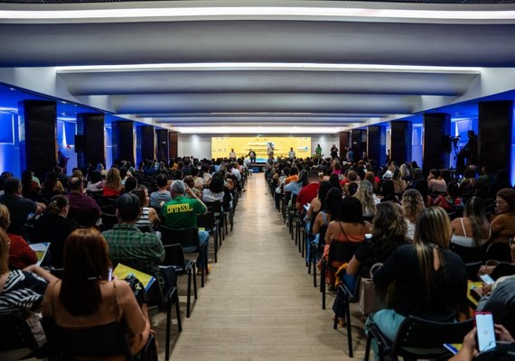 Formações da Semed, em parceria com a Fundepes, alcançam quase cinco mil profissionais da rede em 2025