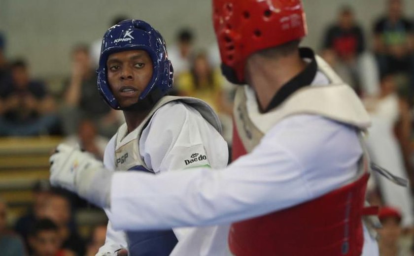 Maicon Andrade é bicampeão em Grand Prix de Taekwondo na Inglaterra