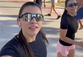 Turista atingida por carro enquanto corria na orla de Maceió passava férias em família