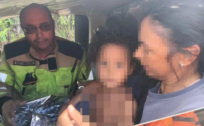 Menina de 4 anos que desapareceu em região de mata é encontrada em MG