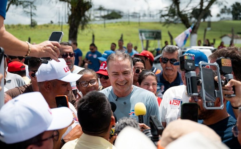 Prefeito de Capela participa de grande carreata com Renan Filho