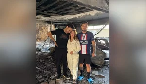 Pais de MC Gui são hospitalizados após incêndio destruir casa