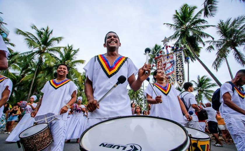 Xangô Rezado Alto leva tradição e história para orla de Maceió
