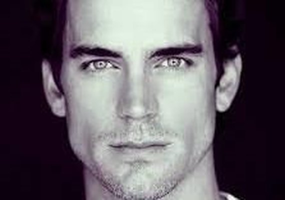 Ator diz que pais ficaram seis meses sem falar com ele depois que ele revelou ser gay