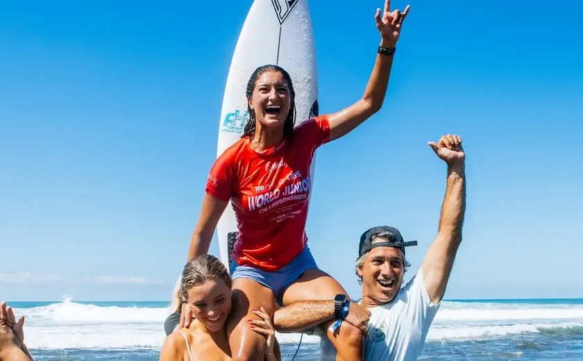 Luana Silva bate japonesa e fatura título do Mundial Júnior de Surfe