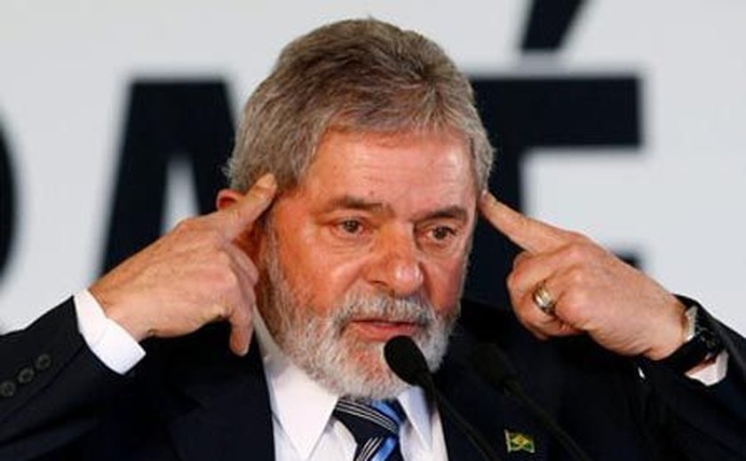 Lula diz ser vítima de massacre midiático há três anos
