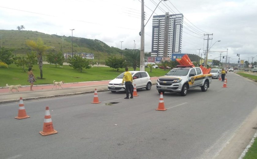 SMTT presta apoio em Cruz das Almas por conta de obras emergenciais em avenida