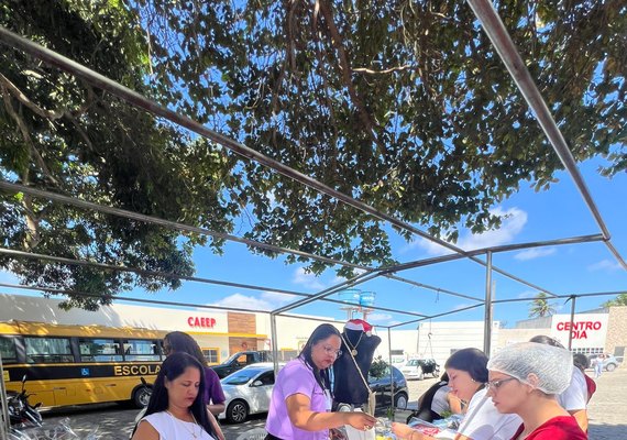Pestalozzi de Arapiraca incentiva o empreendedorismo feminino com feira no centro da cidade