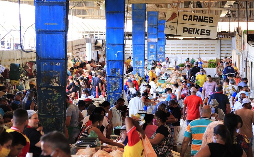 Mercado Público e Feiras livres terão horário estendido nesta quarta e quinta-feira