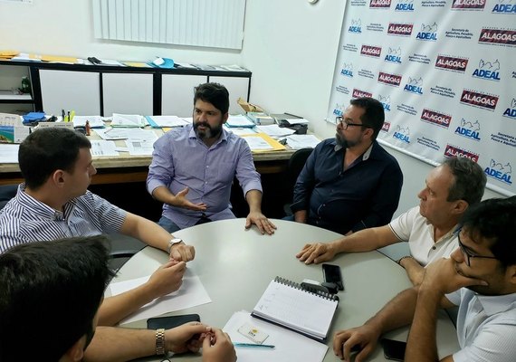 CPLA alinha demandas dos produtores de leite com Adeal