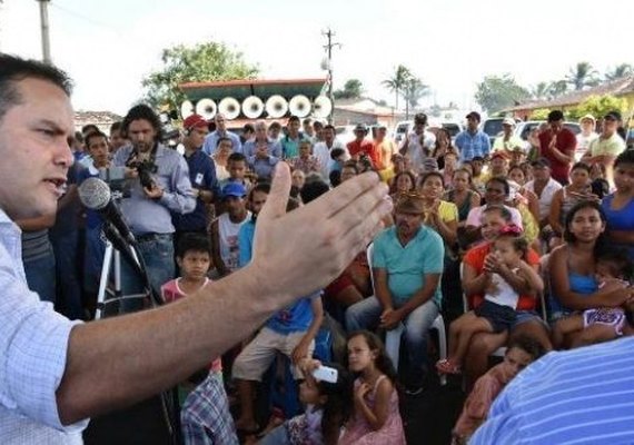 Governo leva água e equipamentos para pequenos produtores de Viçosa