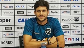 Igor Rabello confirma proposta da Europa, mas garante cabeça no Botafogo