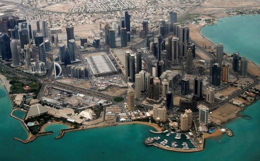 Arábia Saudita, Emirados, Bahrein, Egito, Iêmen e Líbia cortam vínculos com o Qatar