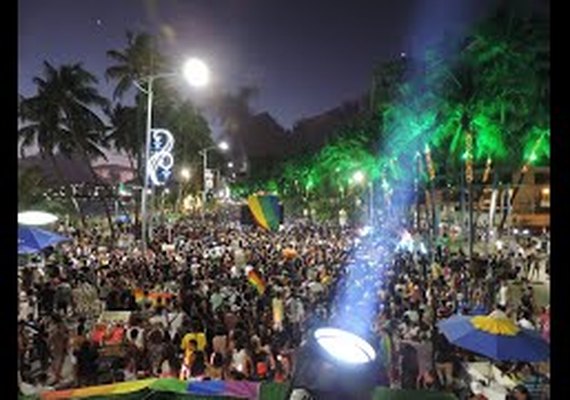 DJs Paulo Pringles e Breno Barreto agitam a 23ª Parada do Orgulho LGBTQIA+ de Maceió neste domingo (31)