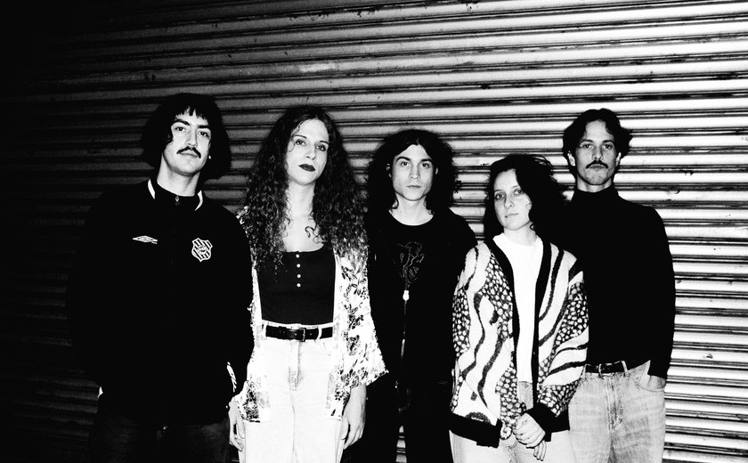 Exclusive Os Cabides faz primeiro show em Maceió durante estreia da banda no Nordeste