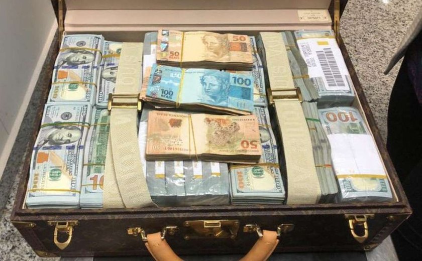 Dinheiro da Guiné Equatorial fica no Brasil até ter origem esclarecida