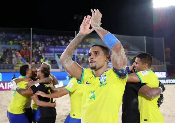 Brasil chega à decisão da Copa do Mundo de beach soccer