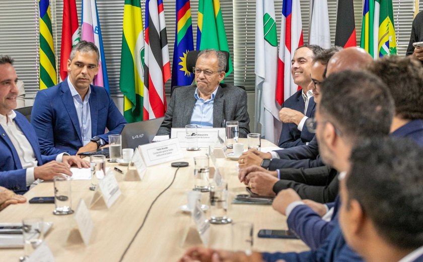 Em Pernambuco, Paulo Dantas articula ampliação de crédito para empresas do Nordeste