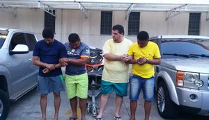 Membros de quadrilha que ostentava com carros de luxo e jet ski são detidos