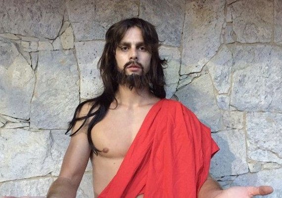 Ator interpretará Jesus Cristo em desfile de escola de samba de SP