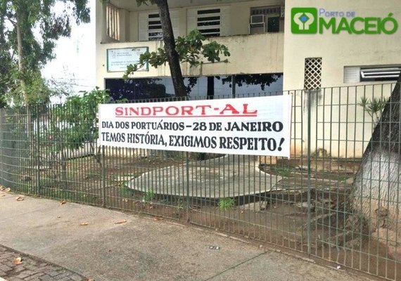 Portuários lamentam comemorar seu dia com atual situação do Porto de Maceió