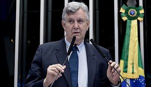 Senador reconhece papel das cooperativas