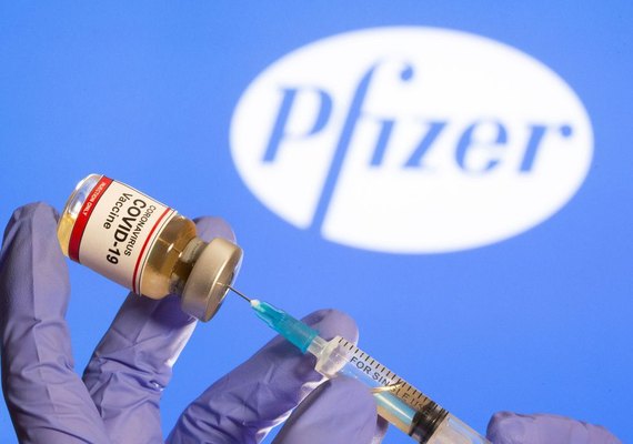 Governo não aceitou propostas que previam 1,5 milhão de doses ainda em 2020, diz Pfizer