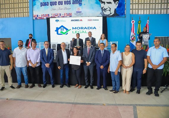 Programa Moradia Legal beneficia 225 famílias em Penedo