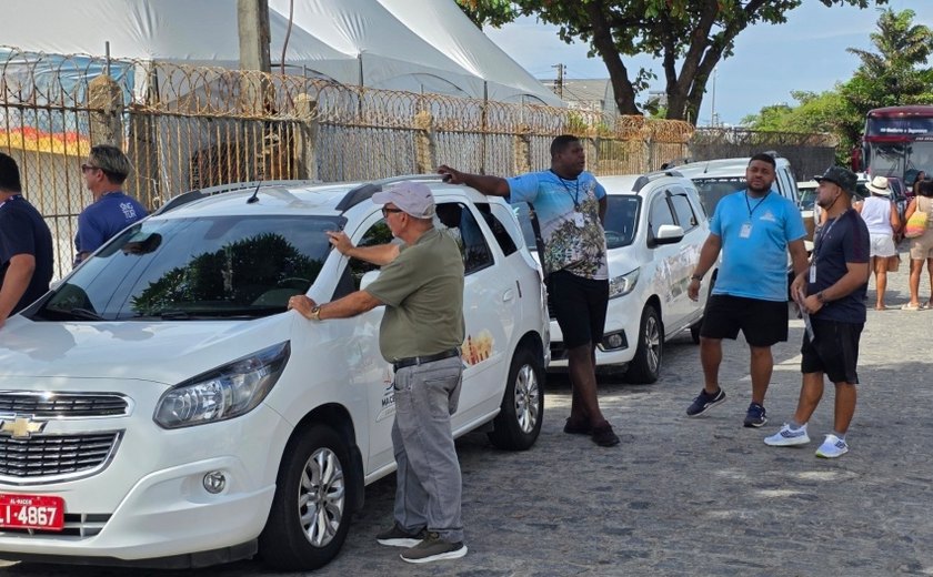 Chegada de cruzeiros impulsiona renda de taxistas em Maceió