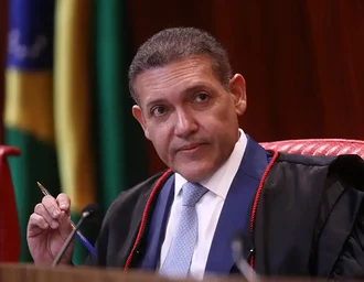 Urna eletrônica é patrimônio da democracia, diz presidente do TSE