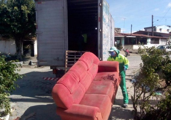 Coleta de volumosos coíbe o descarte irregular de materiais inservíveis
