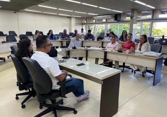Fundepes e Ufal discutem planejamento para a XI Bienal Internacional do Livro de Alagoas