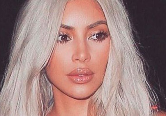 Kim Kardashian causa polêmica ao dizer o que odeia nas irmãs