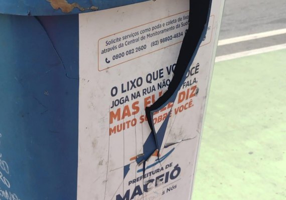 Jovem usa explosivo para destruir papeleira em praça no bairro do Prado