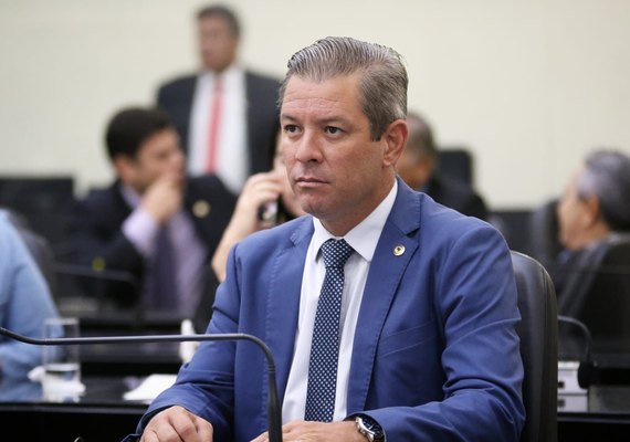 Conseg é acusado de proteger “golpista”