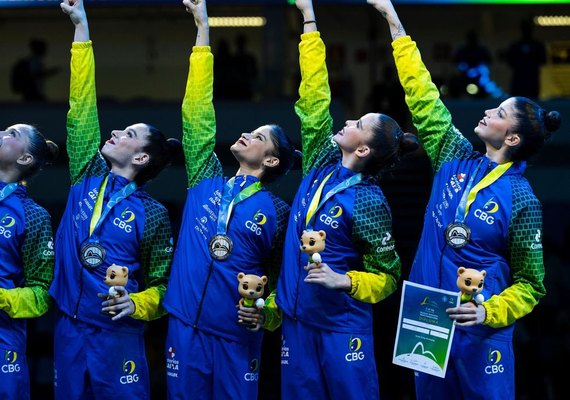Com a alagoana Duda Arakaki, Brasil conquista prata inédita no conjunto geral do mundial de GR