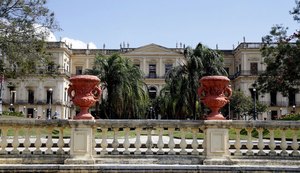 Tragédia deve servir para fortalecer museus, diz especialista