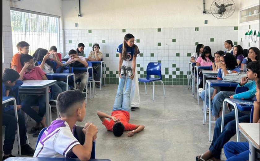 Projeto Samu nas Escolas leva conscientização e primeiros socorros a estudantes do conjunto Salvador Lyra