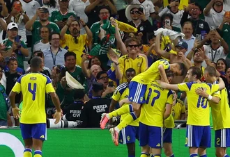 Suécia goleia Tunísia e lidera grupo que também tem Holanda e Japão