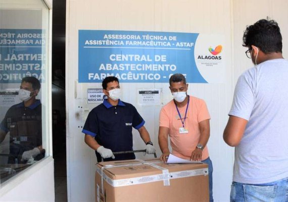 Governo do Estado inicia distribuição de 150 mil testes de Covid-19