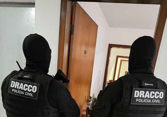 Polícia Civil cumpre mandados de busca e apreensão contra mulheres suspeitas de desvio de recursos públicos em ONG de Maceió