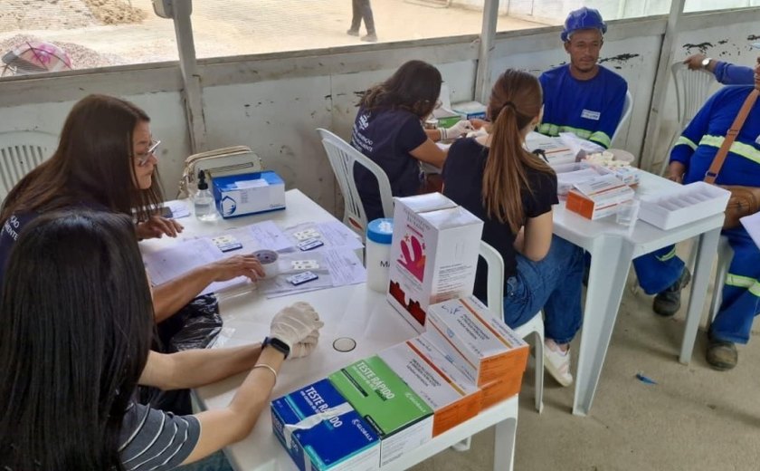 Saúde intensifica cuidados com a saúde do homem em ação de testagem rápida no Benedito Bentes